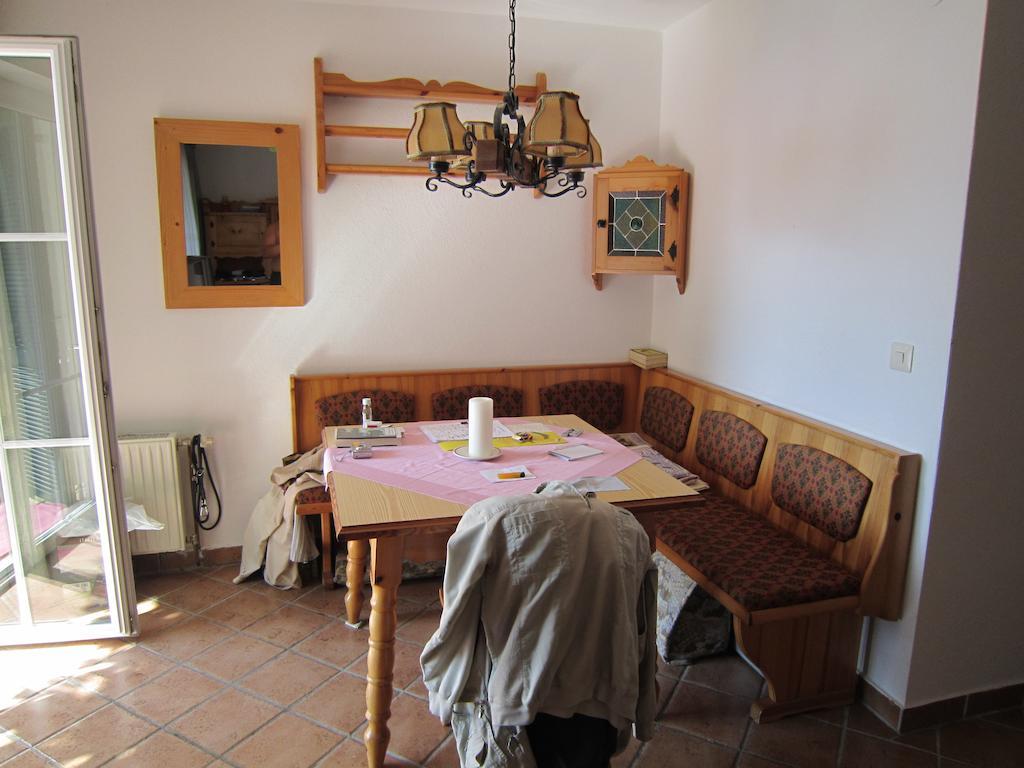Seehaus Karantanien Am Ossiacher See Rom bilde